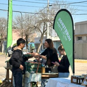 Feria en Centro I: “Huerteros en tu Barrio” continúa septiembre en la plaza Padre Giraldi