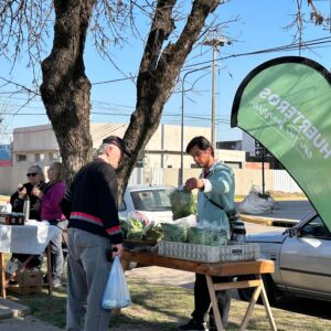 “Huerteros en tu Barrio” inicia septiembre en la plaza Rosario Vera Peñaloza
