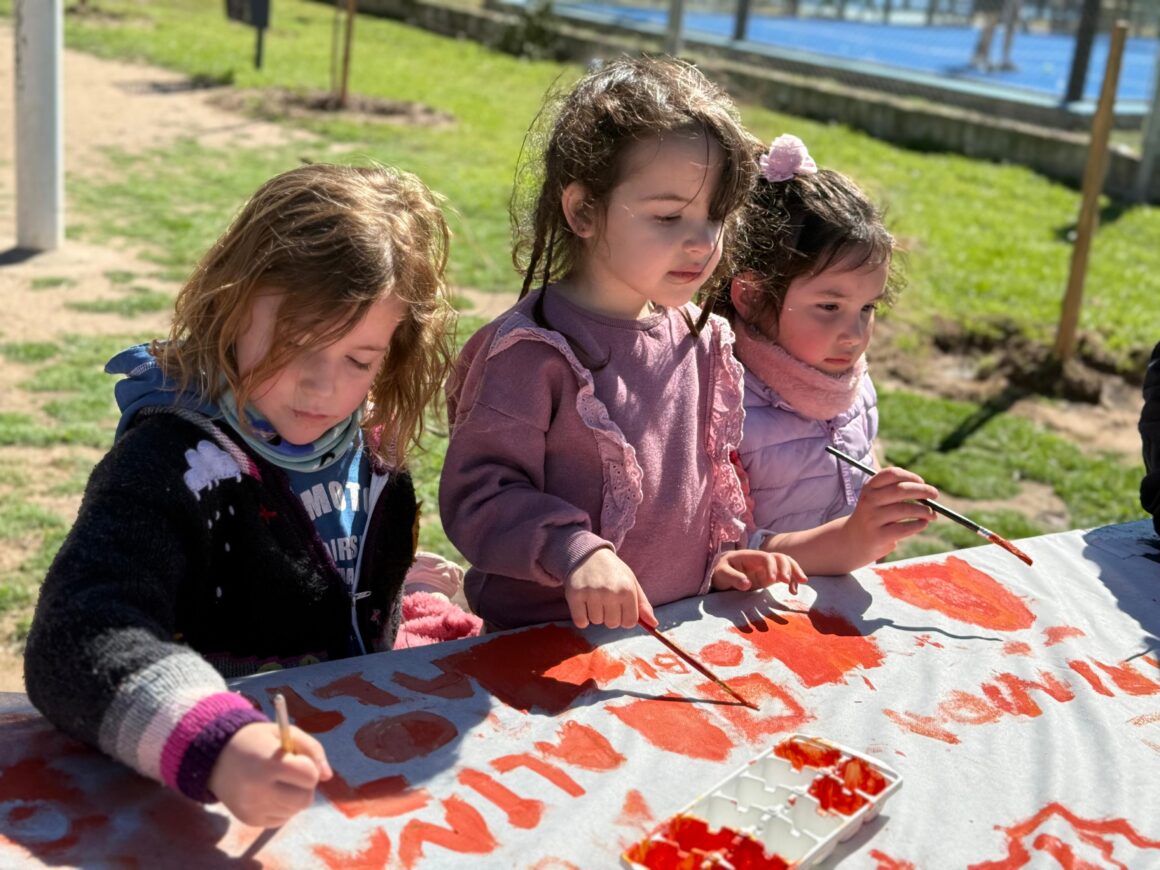 La Colonia Municipal de Invierno recibe la primavera con Intertribus