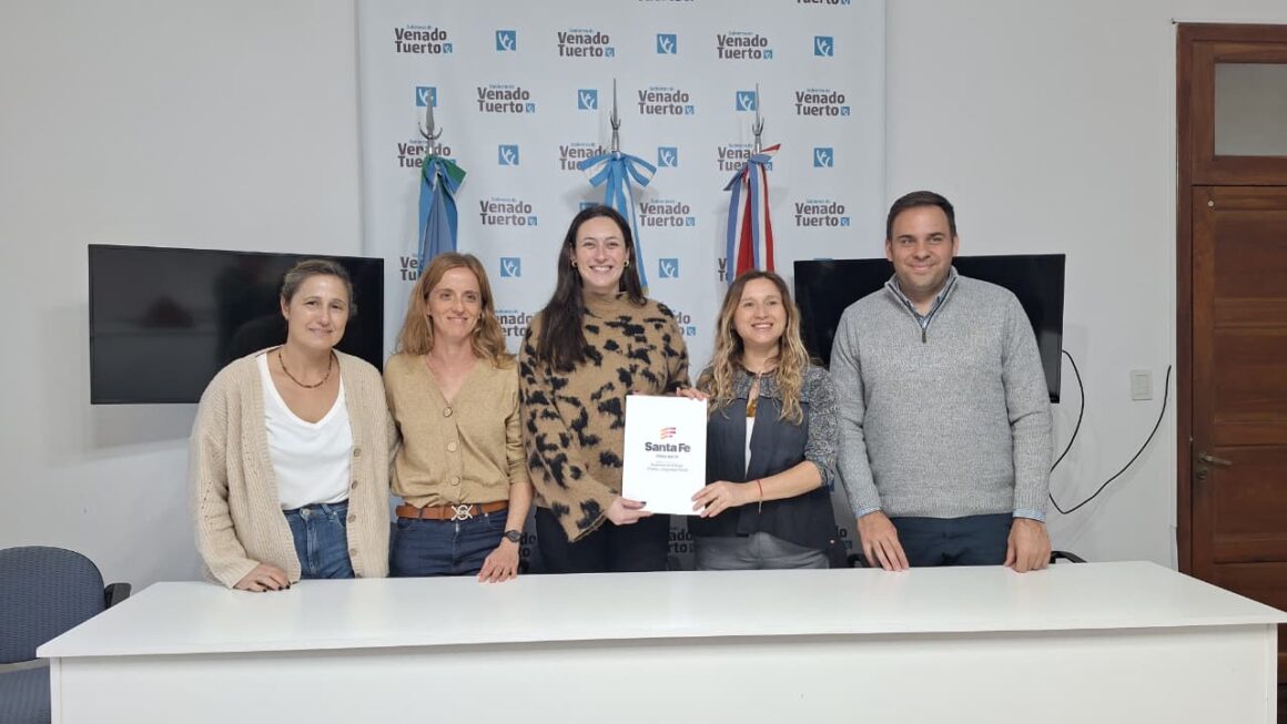 Gobiernos en sintonía: Los Programas “Conecta Empleo” e “Impulsa” renuevan su compromiso en la Formación de Soldadores Gobiernos en sintonía: Los Programas “Conecta Empleo” e “Impulsa” renuevan su compromiso en la Formación de Soldadores