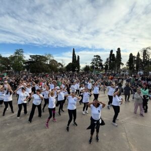La primavera llegó con todo: Parque Municipal colmado con una nueva edición de “Venite al Parque” y el “Paseo de la Ciudad”