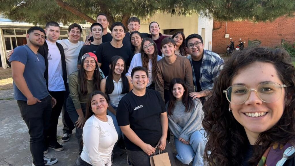 Surgir-Construyendo Convivencia: Talleres para la Resolución Creativa de Conflictos en la Casa Museo
