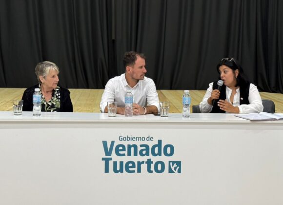 El Gobierno Municipal realizó la entrega de la tercera cuota del año del Fondo de Asistencia Educativa