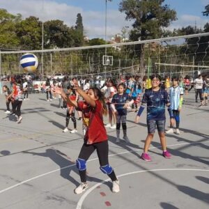 Encuentro de Mini Vóley Recreativo en el Parque Municipal