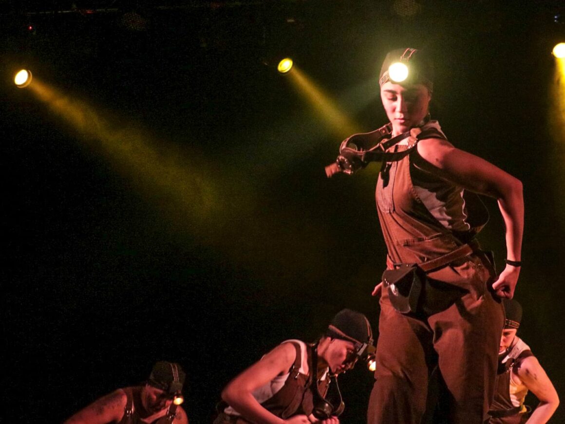 La Escuela Municipal de Teatro Musical presentó con gran éxito “La canción de Orfeo”, última producción 2025