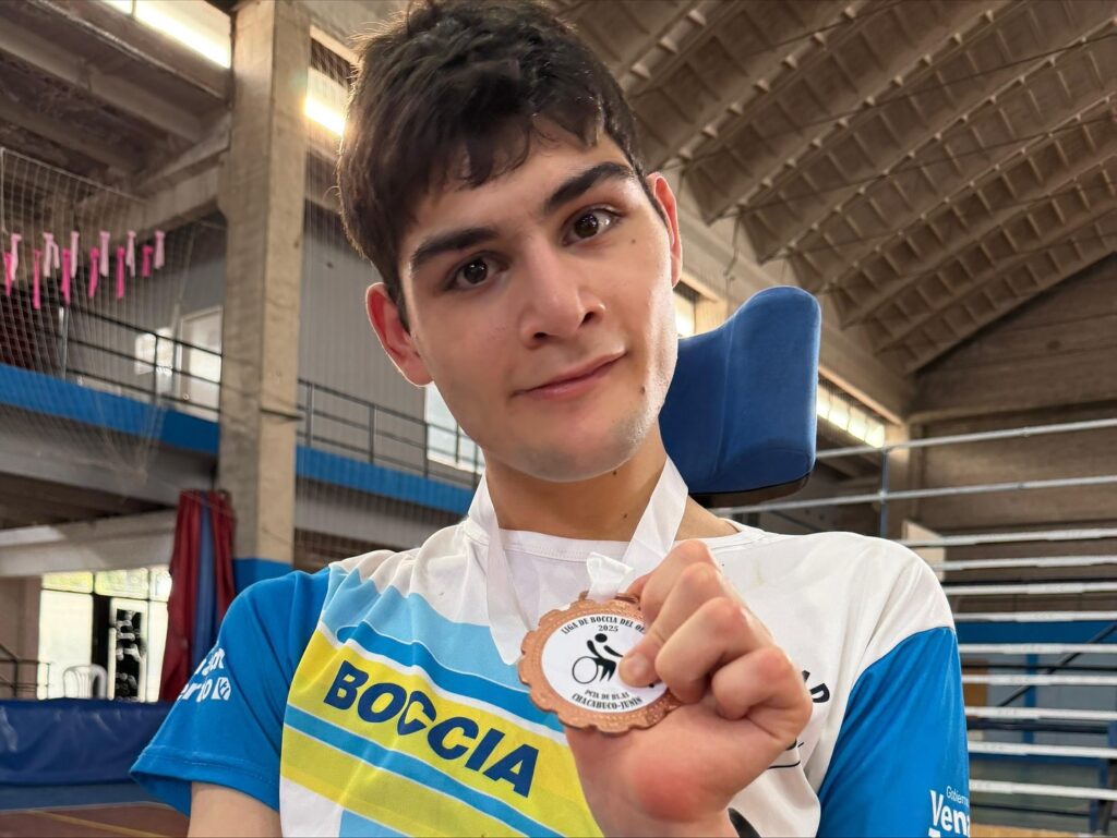 Deporte e inclusión: destacada actuación de Santino Tazzioli, del Pramad, en liga del Oeste de Boccia