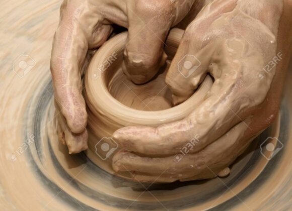 Taller Walú Cerámica presenta la muestra “Barro en nuestras manos II” en la Casa Museo