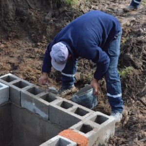 Obra de desagüe pluvial en Eterovich entre Cerrito y Los Andes Obra de desagüe pluvial en Eterovich entre Cerrito y Los Andes