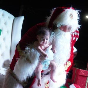 Miles de vecinos vivieron la Magia de la Navidad en el Parque Municipal con “Venado Celebra”