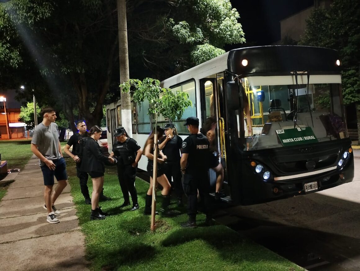 Más de 700 pasajeros y buen comportamiento en el TUP de traslado a boliches