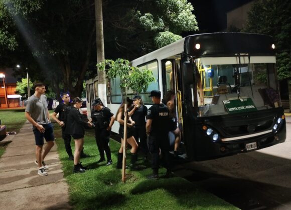 Más de 700 pasajeros y buen comportamiento en el TUP de traslado a boliches