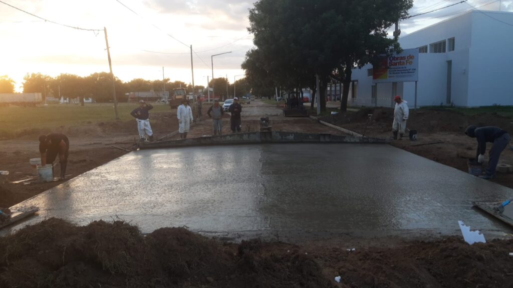 Avanzan obras en calles circundantes al nuevo edificio de la Escuela 238