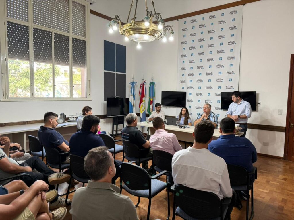 Diecisiete oferentes en licitación para importante inversión en maquinaria y equipamiento