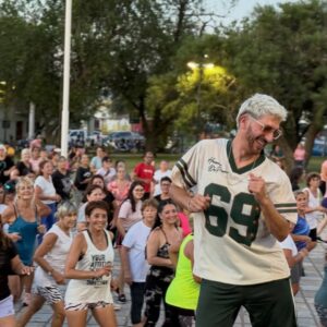 Verano en Venado: “Venite a Bailar” con picnic en la plaza De la Familia Verano en Venado: “Venite a Bailar” con picnic en la plaza De la Familia