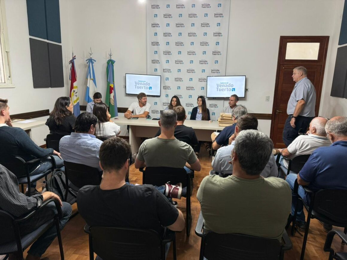 Desagües en la zona sur: 13 ofertas para la ejecución de un emisario pluvial en tramo de calle Neuquén Desagües en la zona sur: 13 ofertas para la ejecución de un emisario pluvial en tramo de calle Neuquén