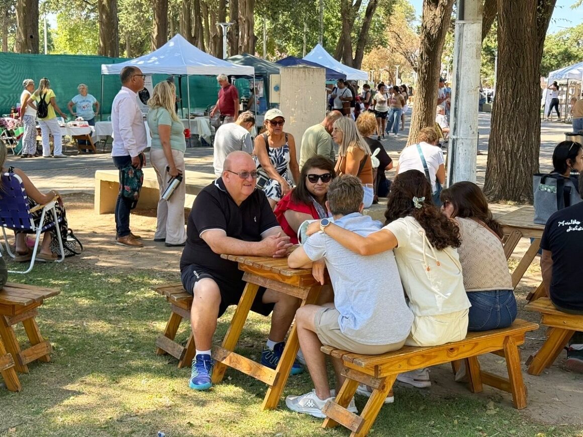 Yoga deportivo y Taller para niños en el “Venite al Parque” del próximo domingo