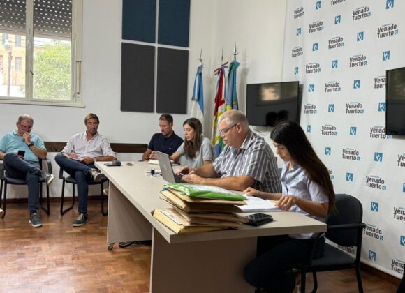 Diez empresas presentaron ofertas en la Licitación Municipal para la compra de mil luminarias led