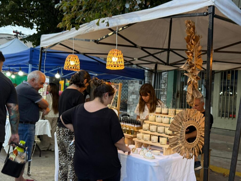 Verano en Venado: el Prado de María se llenó de sabor, música y encuentro en la “Noche de Food Trucks” y “Paseo de la Ciudad”
