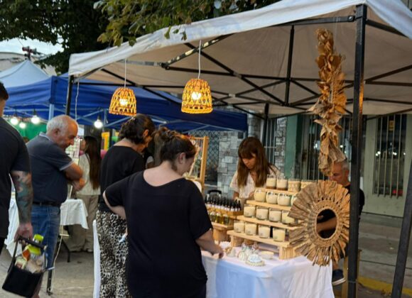 Verano en Venado: el Prado de María se llenó de sabor, música y encuentro en la “Noche de Food Trucks” y “Paseo de la Ciudad”