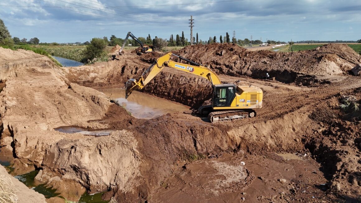 Gobiernos en sintonía: El intendente anunció una obra hídrica que dará solución definitiva a los problemas de anegamientos de la zona sur
