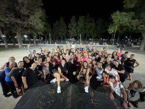 El ritmo se trasladó al Parque Municipal en una nueva edición de “Venite a Bailar”