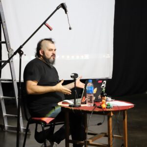 Espacios de formación teatral en el marco del ciclo “Teatro de una Noche de Venado”