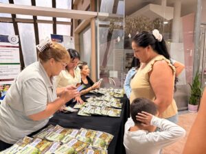 Gran convocatoria del Paseo del Chocolate en el Patio Casey Shopping Center