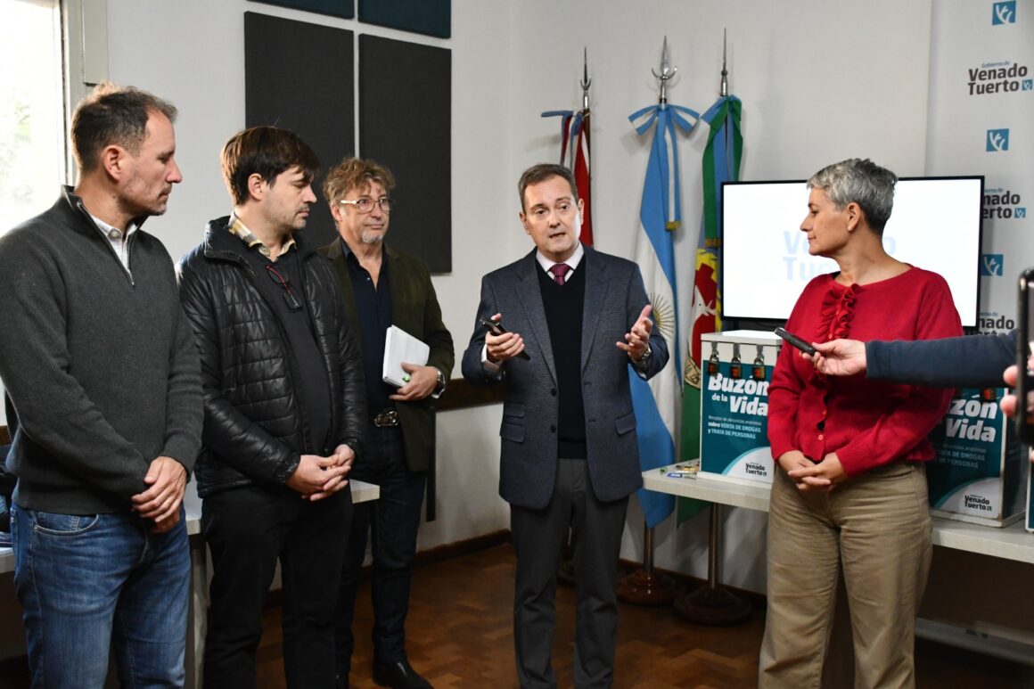 Presencia del fiscal Clavero: Segunda apertura del año de los Buzones de la Vida, con 74 posibles denuncias