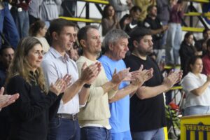 Está en marcha la gran fiesta nacional del Tenis Sub10 en Venado Tuerto