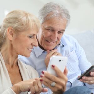 Inclusión digital: inscripción abierta para el Taller de Uso del Celular para personas mayores