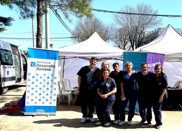 Actividad en el Hogar Santa Ángela para celebrar el Día Internacional de la Enfermería
