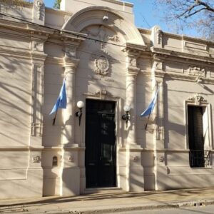 Prestación de servicios municipales durante el feriado del 25 de Mayo