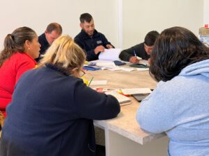 Catorce trabajadores municipales terminarán la escuela primaria a través del Plan FINEs Provincial