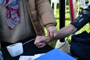 Controles y actividad física: la renovada plaza San Martín fue escenario de distintas propuestas saludables