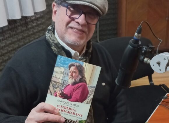 Quique Llopis presenta su libro “El Exilio de Horacio Guarany” en la Casa Museo Cayetano Silva