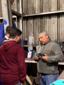 Más oportunidades de inserción laboral: el programa “Conecta Empleo” capacita en Pintura Industrial Metalmecánica