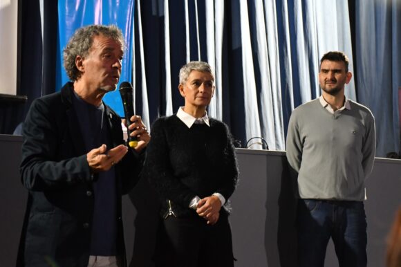 Más de 500 alumnos de los últimos años de nivel secundario participaron de las charlas sobre Seguridad Vial Más de 500 alumnos de los últimos años de nivel secundario participaron de las charlas sobre Seguridad Vial