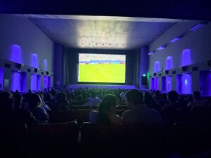 El Mundial se Vive en Pantalla Gigante: Alenta a la Selección frente a Austria