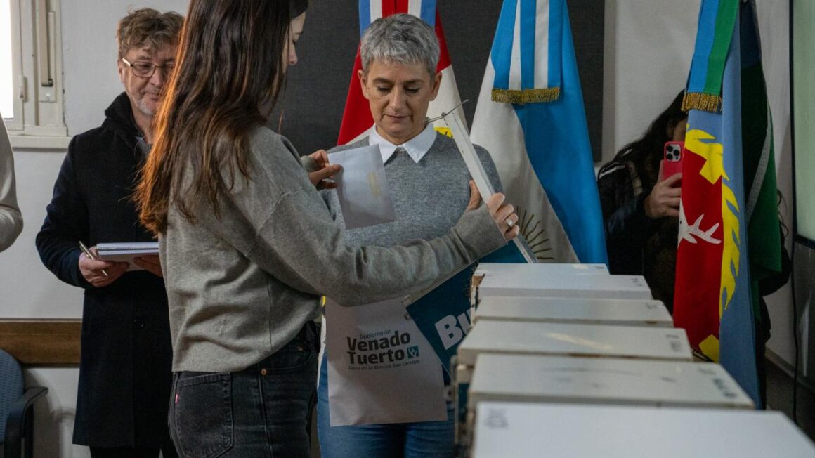 Buzones de la Vida: con la presencia de los fiscales Clavero y Lagioia, se recolectaron 40 posibles denuncias