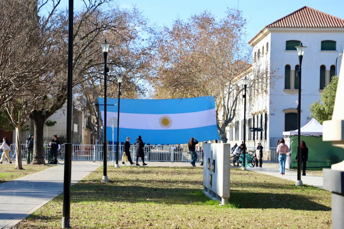 Paseo de la Ciudad del 9 de Julio con emprendedores, espectáculos, salud animal y vacunatorio móvil