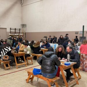 Clima mundialista en el “Venite al Taller”, con intercambio de figuritas y desafío de penales Clima mundialista en el “Venite al Taller”, con intercambio de figuritas y desafío de penales