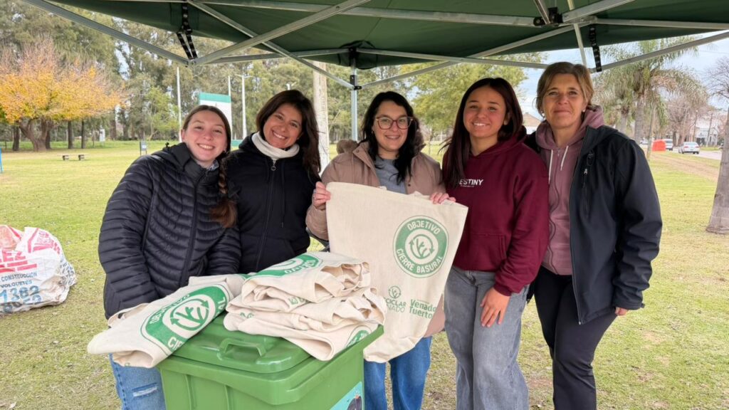“Reciclar Venado”: nueva jornada de intercambio de Ecotachos en plaza del barrio El Cruce