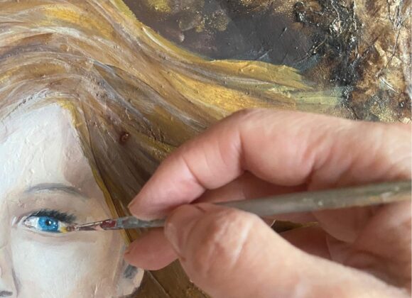 La artista plástica Rossana Münger presenta su muestra “Habitar la Infancia” en la Casa Museo