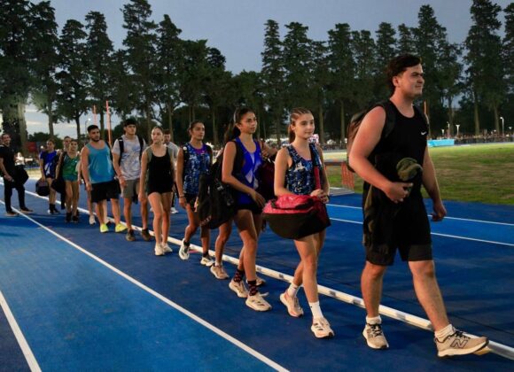 La pista “Yolanda Cantoni” del Parque Municipal recibe al Provincial de Atletismo U16