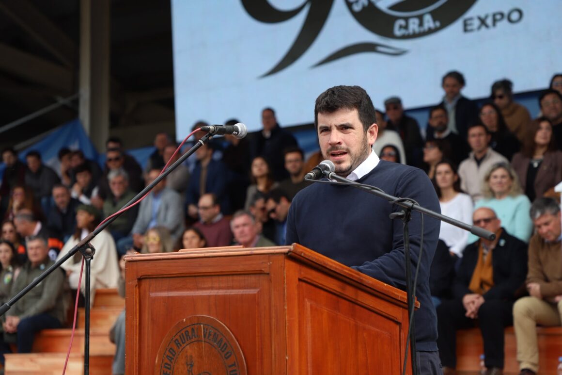 Intendente Chiarella: “ExpoVenado es visión, método, y un profundo amor a la tierra y el trabajo” Intendente Chiarella: “ExpoVenado es visión, método, y un profundo amor a la tierra y el trabajo”