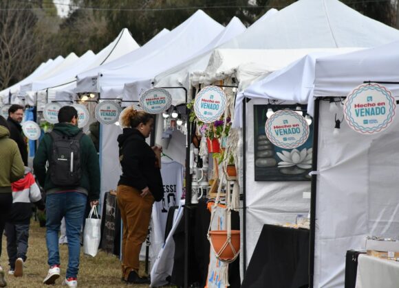 El Paseo de la Ciudad reunió a 130 emprendedores en ExpoVenado 2026