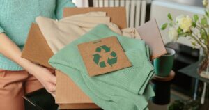 La Moda Circular vuelve este domingo a la plaza Juan Pablo II