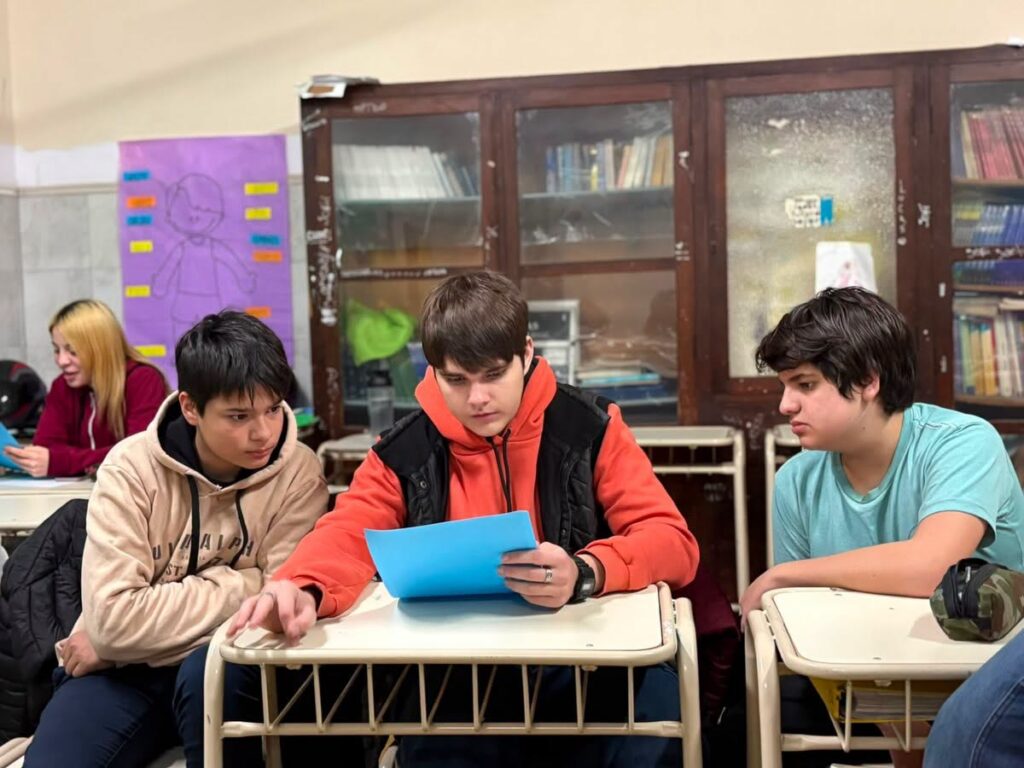 Talleres en Escuelas de la ciudad para construir una sana convivencia