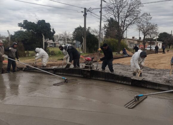 El barrio San José Obrero sigue sumando cuadras de pavimento
