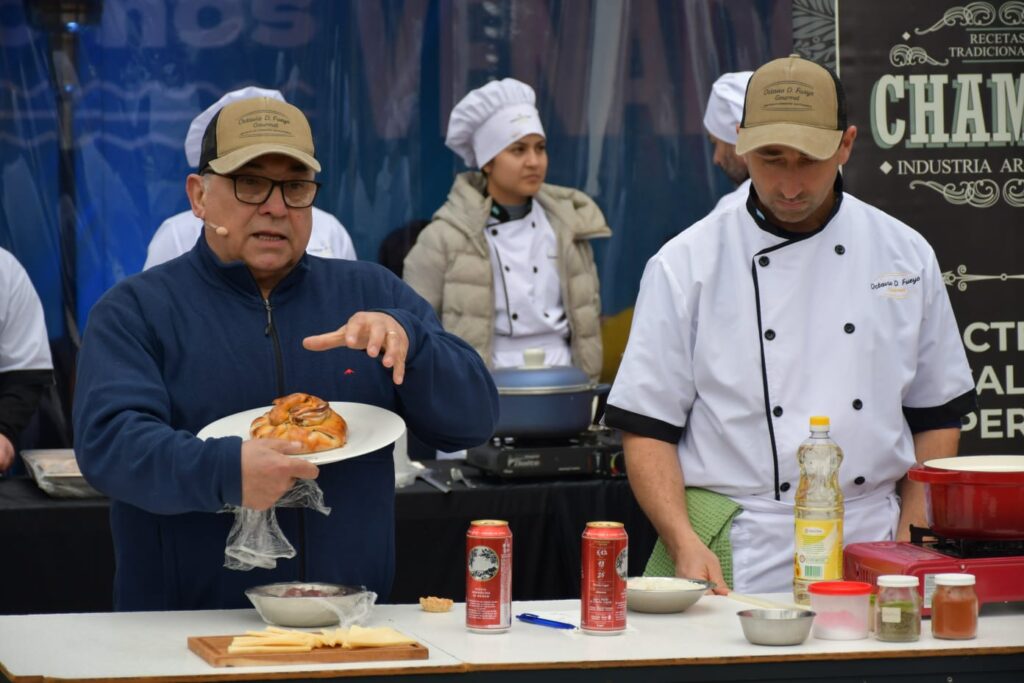 Cocinando nuestra identidad: Octavio Fueyo presentó en ExpoVenado 2026 “El plato de Venado Tuerto”